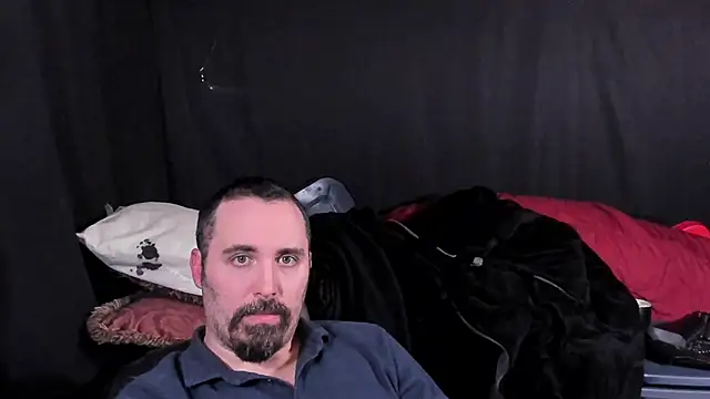 แชท XXX สดของ Metalstud