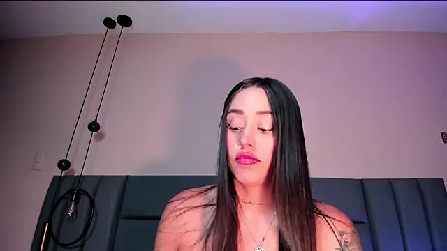 NoraDasilva Chat XXX live