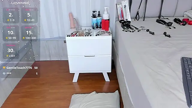 mileyerikson Chat XXX live