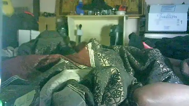 ON3YOULLN3VER_FIR3 即時 XXX 聊天