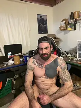 Chatroom XXX en direct de Mikejjone