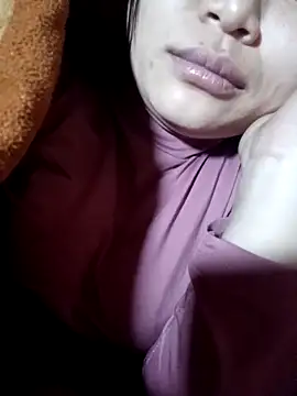 yoyo-mi's Webcam Show