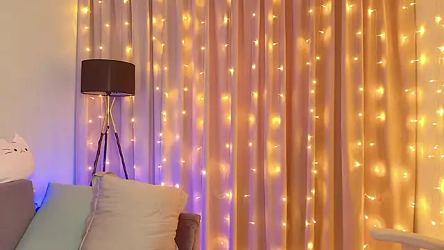 ur_shy_bambi Live XXX Chat