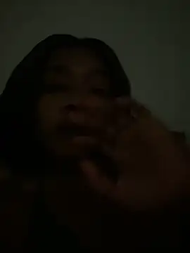 _yisela_'s Live XXX Chat