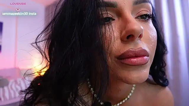 Iammazeekiin30 élő XXX-chatje