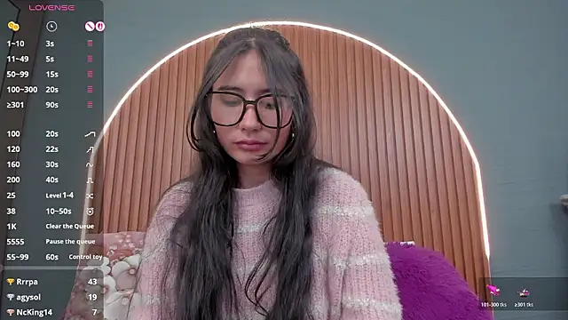 NayeCloud's Live XXX Chat