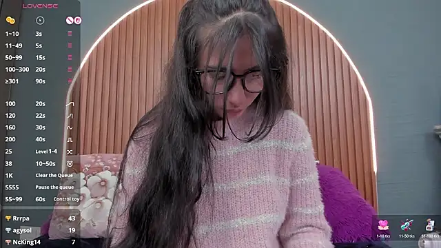 NayeCloud's Live XXX Chat