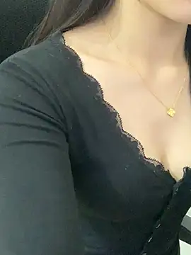 Jonlie18 Adlı Modelin Web Kamerası Şovu