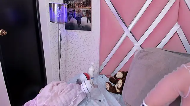 aniemorningstar Chat XXX in diretta