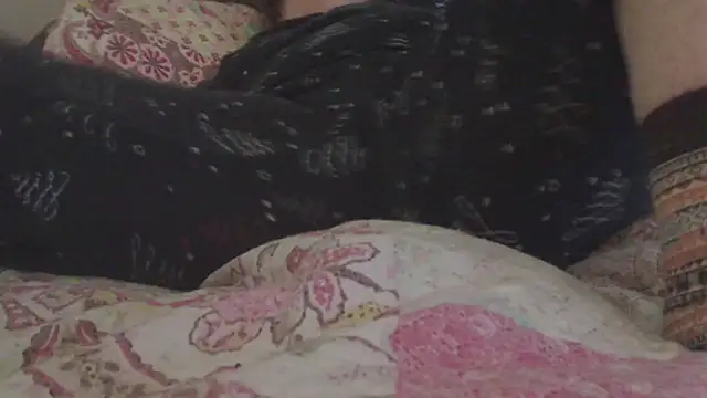 Ireallysquirt's Live XXX Chat