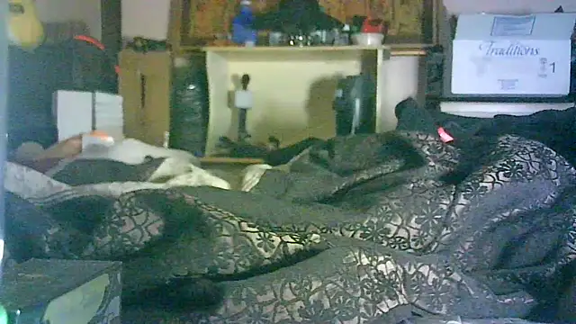 ON3YOULLN3VER_FIR3 Adlı Modelin Canlı XXX Sohbeti