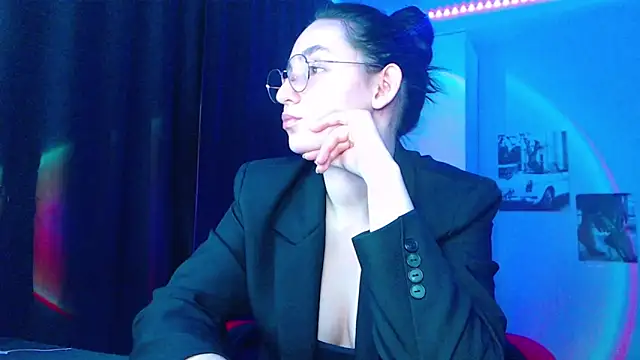 _BadKarma_ Live XXX-Chat