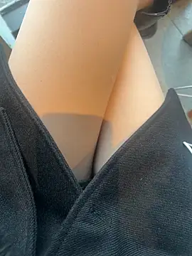 yimisun01 在線直播表演