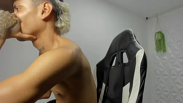 عرض كام lunay_bigcock420