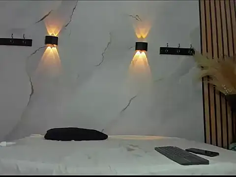 jhonaEstrada's Webcam Show