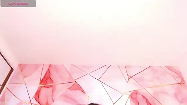 LindaBird's Live XXX Chat