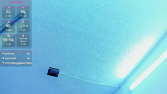 Trinityy__ élő XXX-chatje