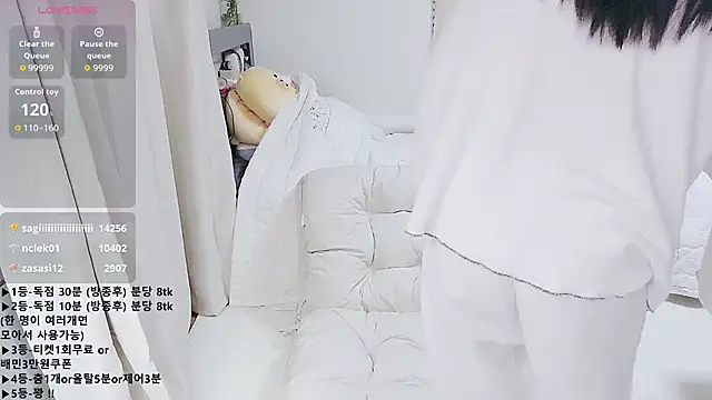 دردشة KipSukHee_sooni الجنسية المباشرة