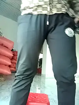 Yong-my Chat XXX in diretta