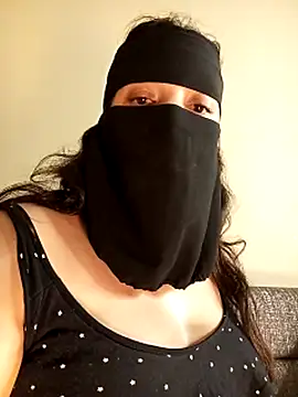 Czat XXX na żywo – LONA-_-