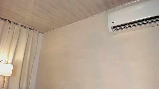 LucyLovelyy Chat XXX live