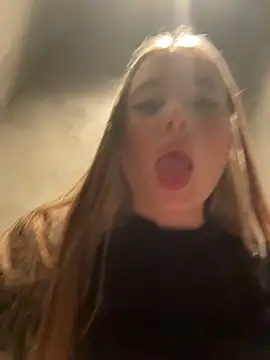 VineraSweet: онлайн-секс-чат