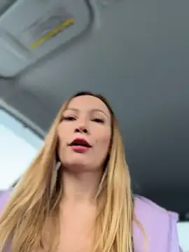 Chatroom XXX en direct de LavenderHot