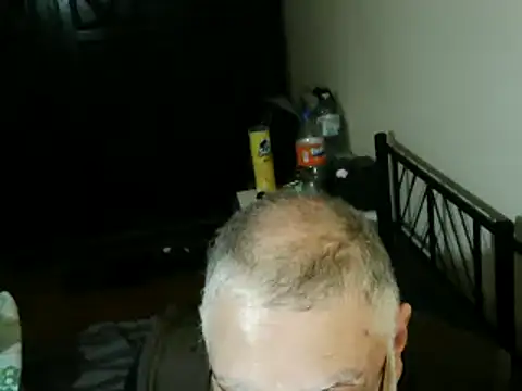 100Tauros élő XXX-chatje