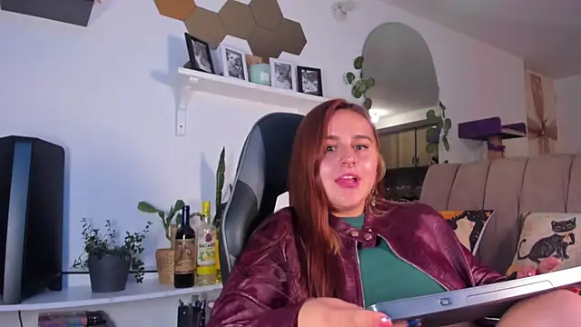 Chatroom XXX en direct de evy_orange1