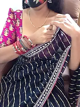 Chat XXX ao vivo de Roja-Telugu777