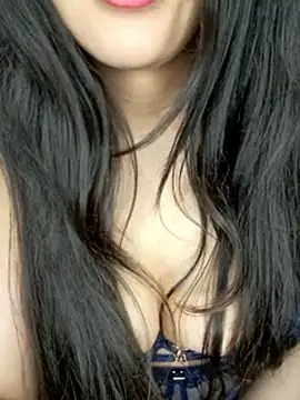 Jinaas Chat XXX in diretta