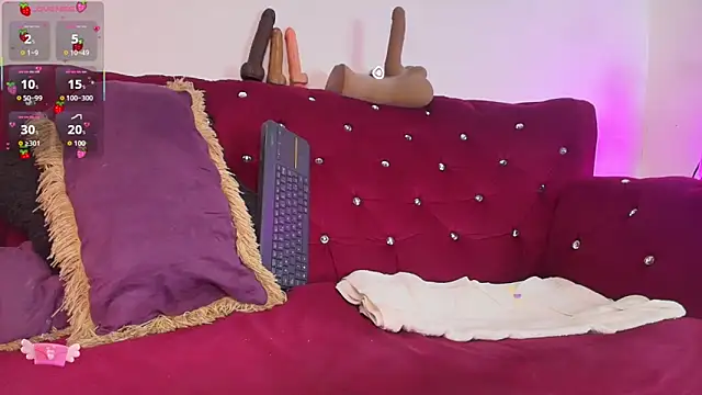 EllenaBoobs_ élő XXX-chatje