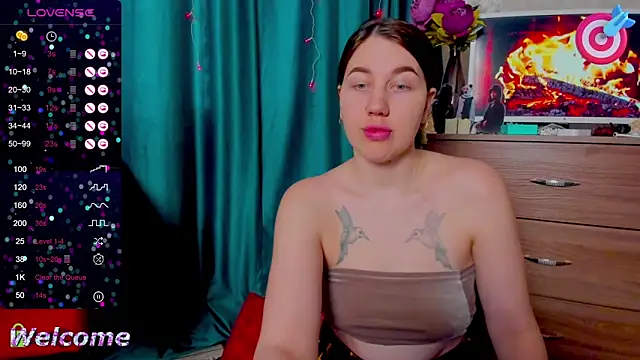 Haley_Nikki Chat XXX in diretta