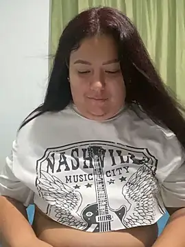 AnnieCaseyのライブXXXチャット