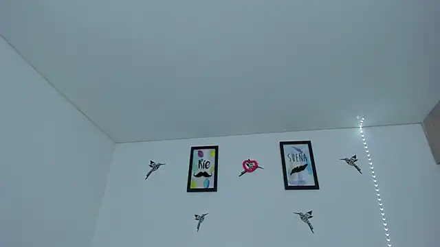 im_sarah34's Live XXX Chat