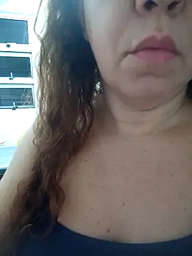 SOLTEIRASIGILO 现场XXX聊天