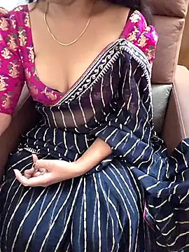 Roja-Telugu777 Live XXX Chat