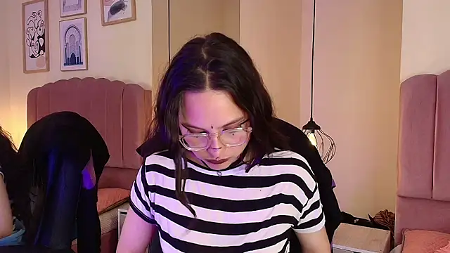 Hanabie_ live XXX chat