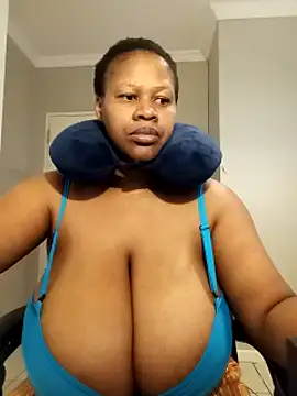 bustylisa1983 Adlı Modelin Canlı XXX Sohbeti