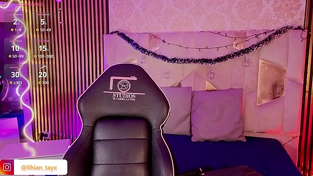 LIHIAN_TAY: απευθείας συνομιλία ΧΧΧ