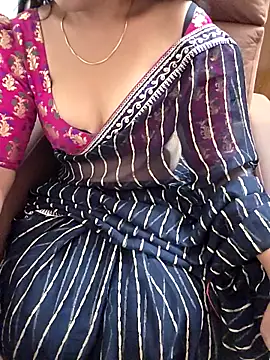 Roja-Telugu777 Live XXX Chat