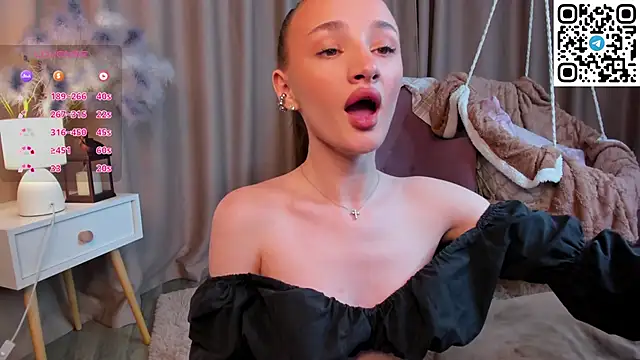 miiss__lulu Adlı Modelin Canlı XXX Sohbeti