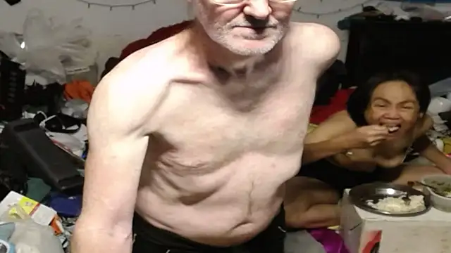 Chatroom XXX en direct de 1CuteAndSexy69