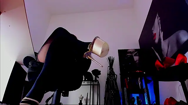 MistressDemisweet Chat XXX live