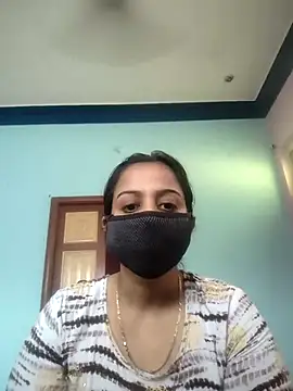 Tamil_shalini's Webcam Show