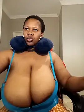 bustylisa1983's Live XXX Chat