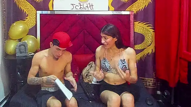 Pride_couple Chat XXX live