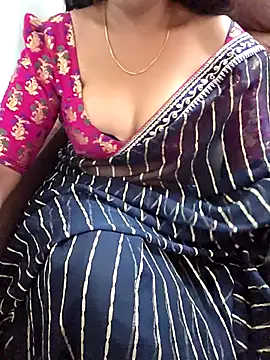 Chat XXX ao vivo de Roja-Telugu777