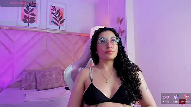 DemiJones_'s Live XXX Chat