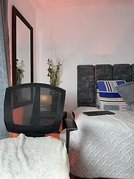 Czat XXX na żywo – kem_hott